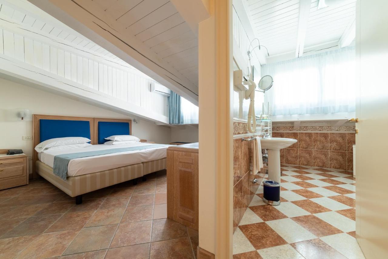 La Dependance By Casa Bianca Hotel Lido di Jesolo Exterior photo